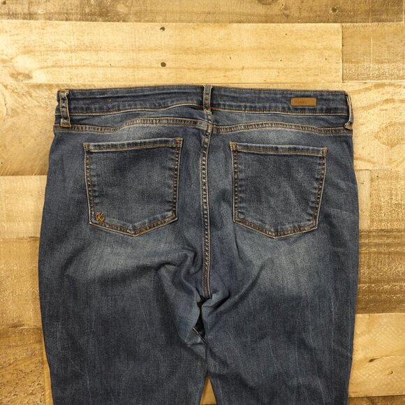 Kut from the Kloth Boyfriend Jeans - Size 14 - Medium Wash - Picture 11 of 13